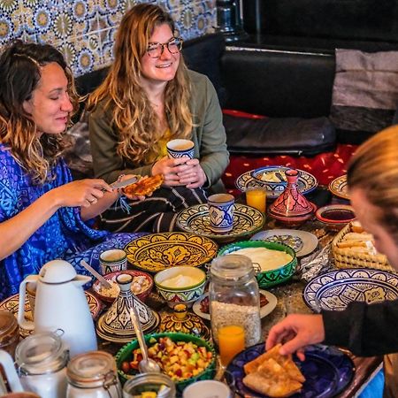 Salt House Morocco - Surf & Yoga Camp Bed and Breakfast Tamraght Eksteriør billede