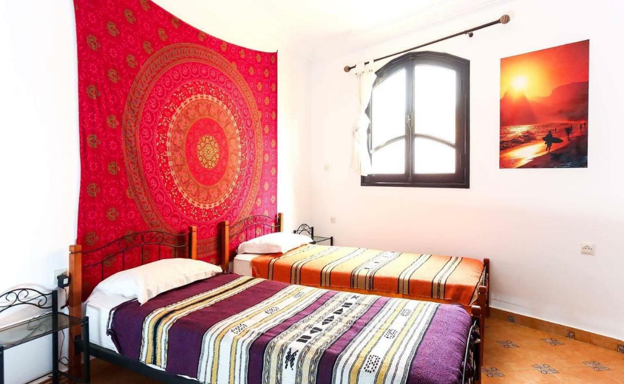 Salt House Morocco - Surf & Yoga Camp Bed and Breakfast Tamraght Eksteriør billede