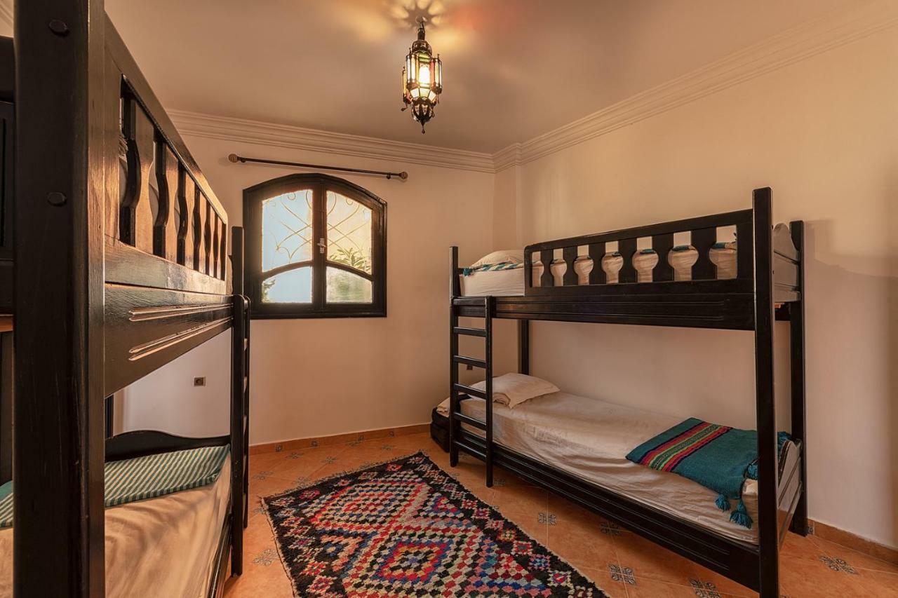 Salt House Morocco - Surf & Yoga Camp Bed and Breakfast Tamraght Eksteriør billede
